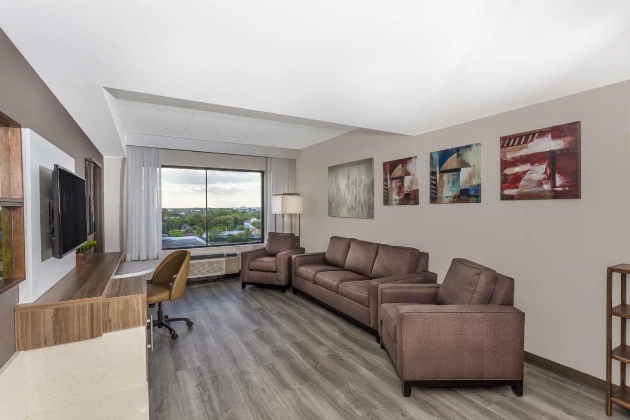 Wyndham Garden Ft Lauderdale Airport & Cruise Port Hotel Dania Beach Bagian luar foto