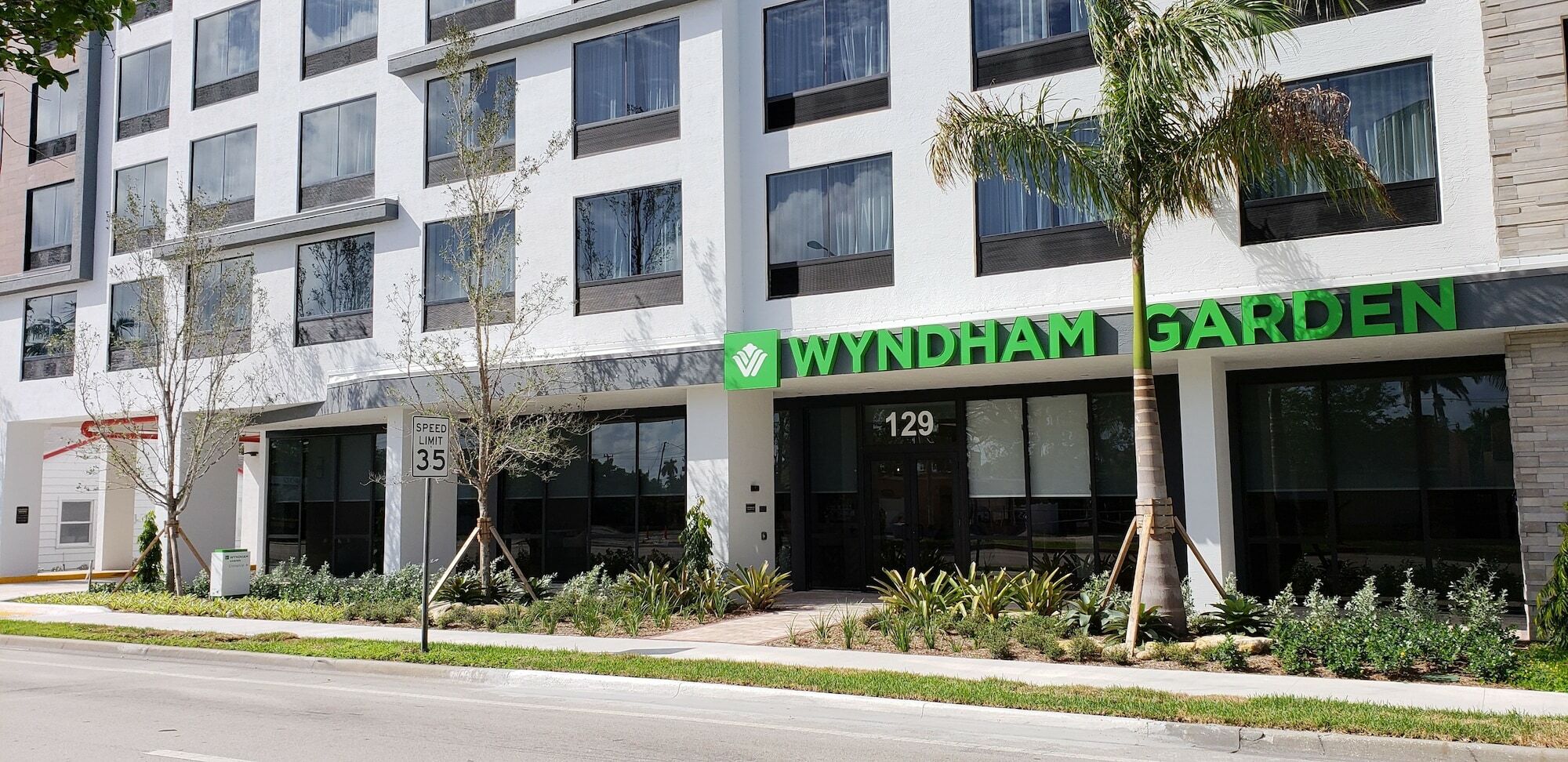 Wyndham Garden Ft Lauderdale Airport & Cruise Port Hotel Dania Beach Bagian luar foto